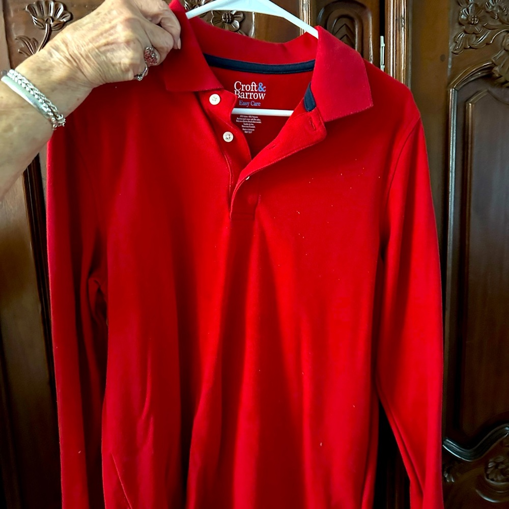 4 long sleeve pullover bundle multi color excellent condition